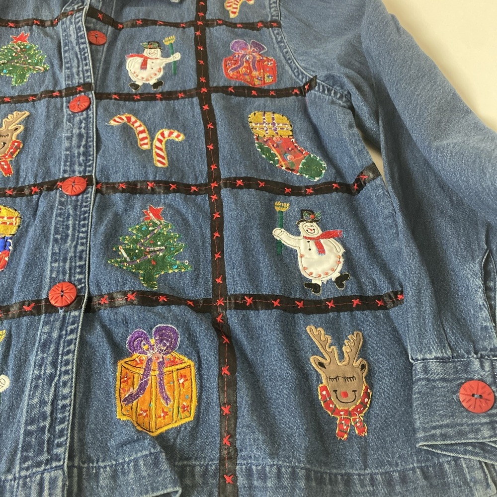 Dressbarn Womens M Christmas Theme Button up Shirt Trim Denim Top NWT! cotton - Picture 6 of 14